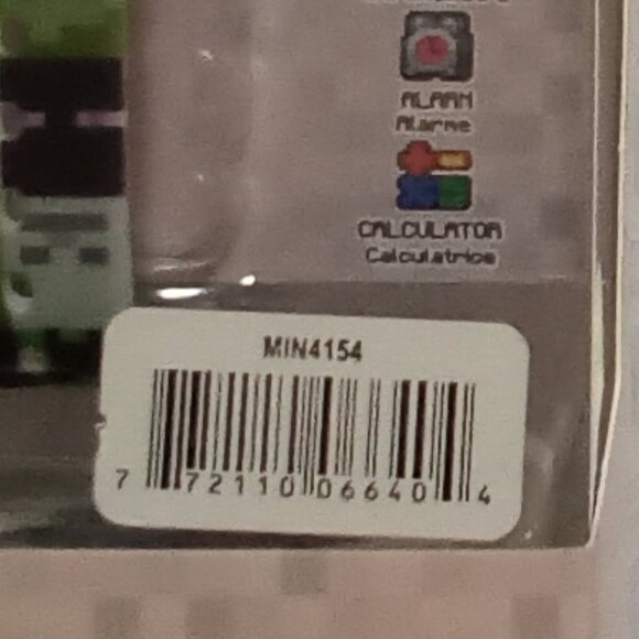 MINECRAFT INTERACTIVE SMART WATCH FOR CHILDREN 6 AND UP UNISEX MODEL # MIN4154 - Picture 5 of 8